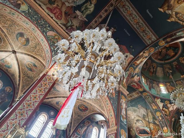 Biserica „Sfântul Ioan Teologul” din Chios
