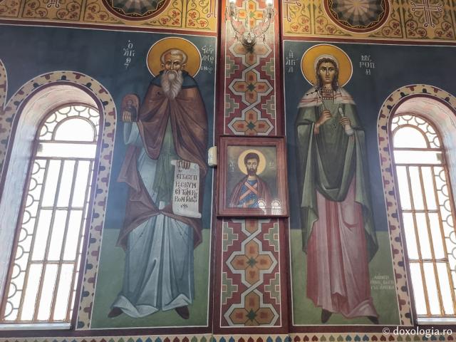 Biserica „Sfântul Ioan Teologul” din Chios