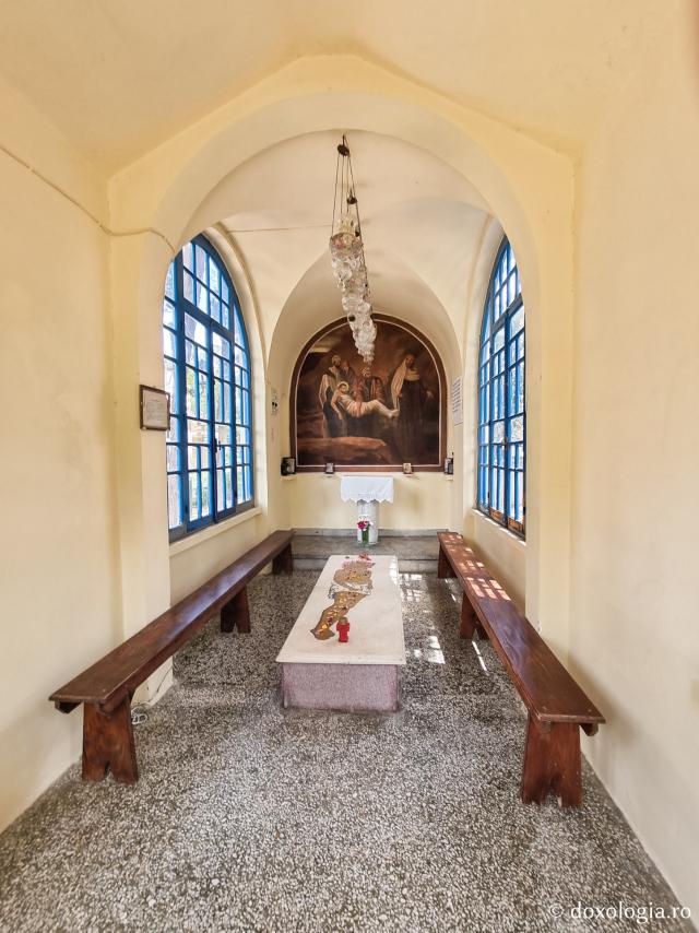 Punerea în mormânt a Mântuitorului - Biserica „Sfântul Pantelimon” din Vrontados, Insula Chios