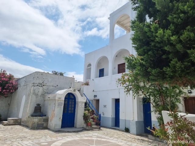 Biserica „Sfântul Pantelimon” din Vrontados, Insula Chios
