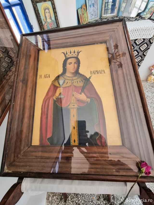 Sfânta Varvara - Biserica „Sfântul Pantelimon” din Vrontados, Insula Chios