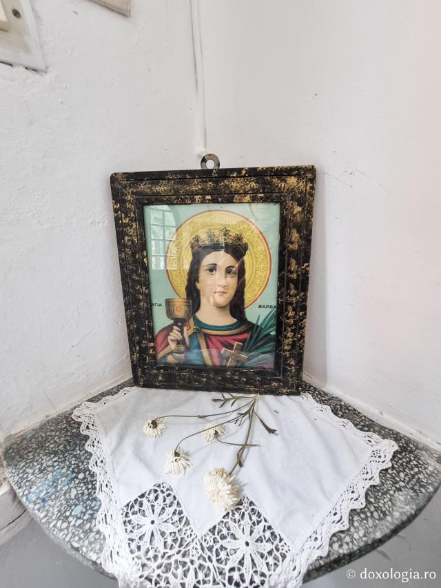 Sfânta Varvara - Biserica „Sfântul Pantelimon” din Vrontados, Insula Chios