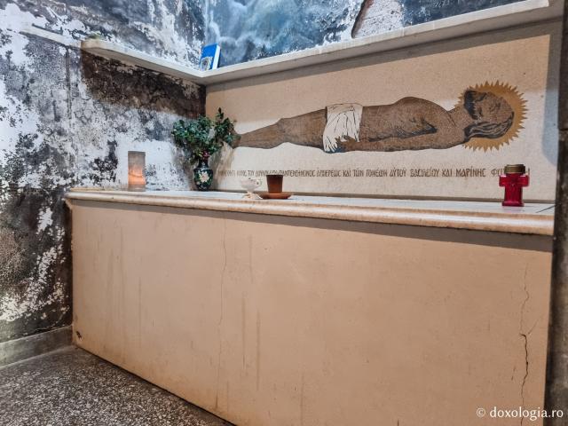 Mormântul Domnului - Biserica „Sfântul Pantelimon” din Vrontados, Insula Chios