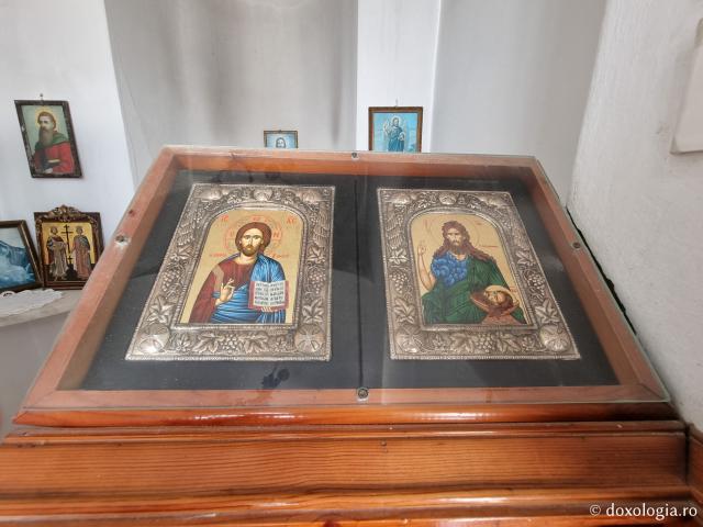 Biserica „Sfântul Pantelimon” din Vrontados, Insula Chios