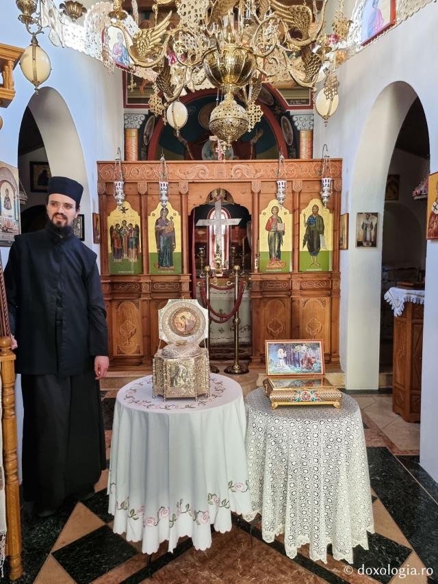 Cinstitul cap al Sfântului Cuvios Nicodim Aghioritul
