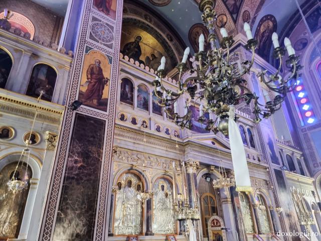 Catedrala Mitropolitană din Chios – locul unde a fost hirotonit diacon Sfântul Ierarh Nectarie / Foto: Magda Buftea Catedrala Mitropolitană din Chios – locul unde a fost hirotonit diacon Sfântul Ierarh Nectarie