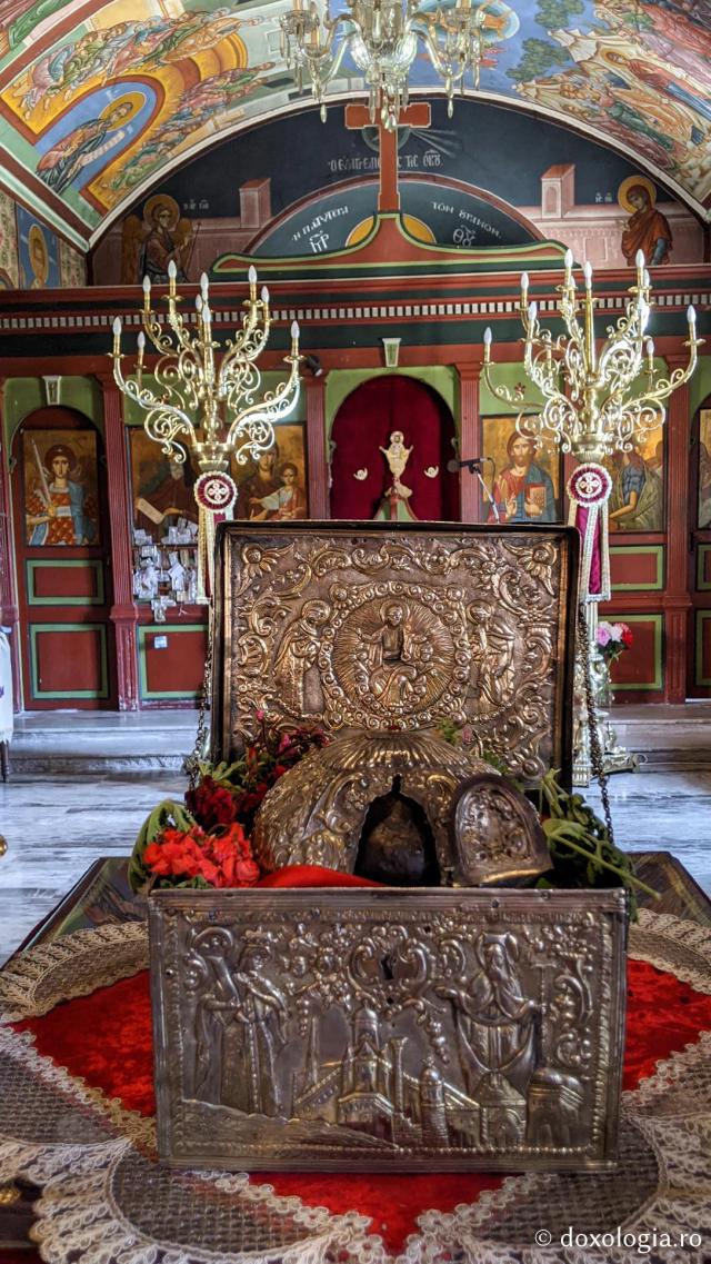 Cinstitul Cap al Sfântului Ierarh Ignatie, mitropolit de Mitimna - Mănăstirea Leimonos din Insula Lesvos