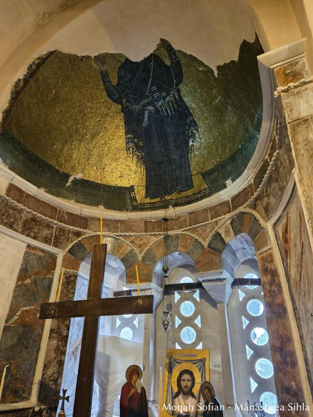 Frumusețea mozaicurilor bizantine de la Mănăstirea Nea Moni din Chios / Foto: Monah Sofian - Mănăstirea Sihla Frumusețea mozaicurilor bizantine de la Mănăstirea Nea Moni din Chios / Foto: Magda Buftea