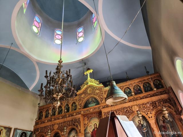 Paraclisul Mănăstirii „Sfinților Părinți” din Insula Chios