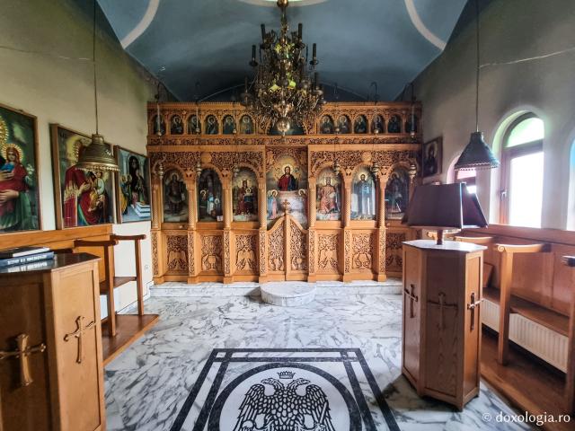 Paraclisul Mănăstirii „Sfinților Părinți” din Insula Chios