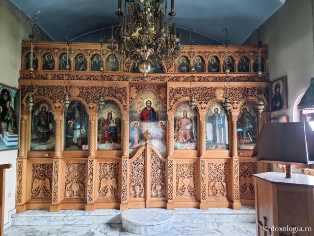 Paraclisul Mănăstirii „Sfinților Părinți” din Insula Chios