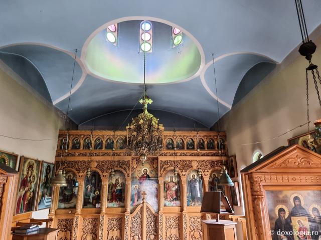 Paraclisul Mănăstirii „Sfinților Părinți” din Insula Chios
