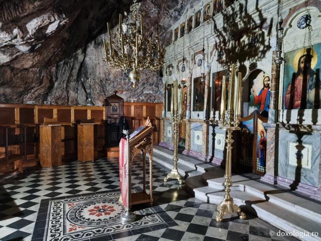Peștera în care s-au nevoit Sfinții Nichita, Ioan și Iosif din Chios