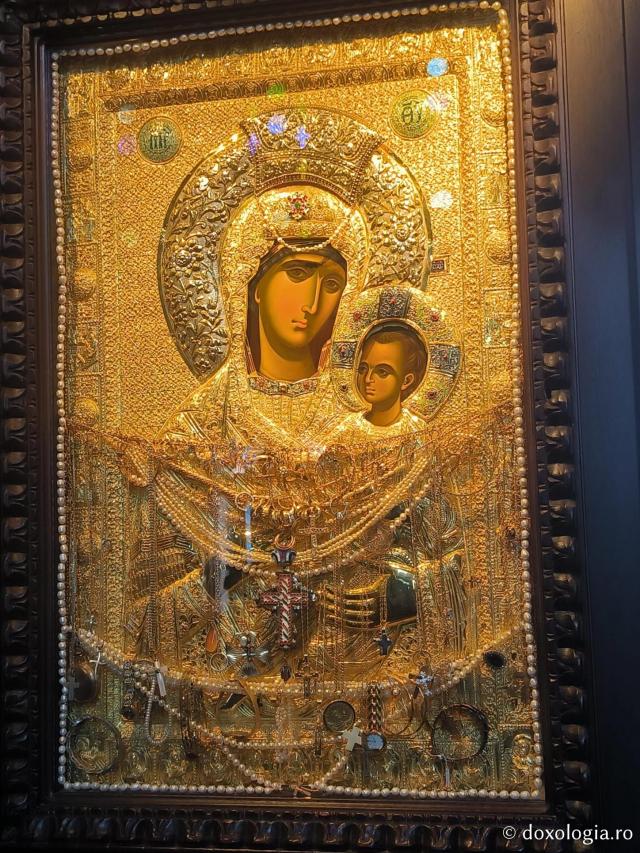 Biserica „Sfântul Terapont” din Mitilene, Insula Lesvos