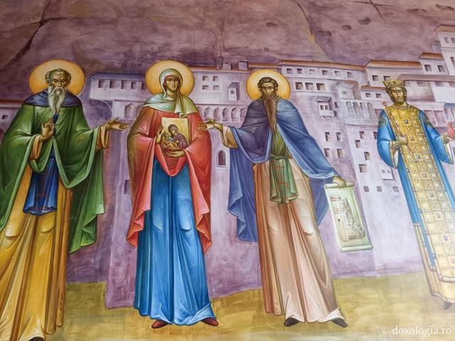 Ctitorii mănăstirii Mega Spileo: Sfinții Simeon, Teodor și Eufrosina - Minuni ale Icoanei Maicii Domnului de la Mega Spileo zugrăvite în interiorul mănăstirii