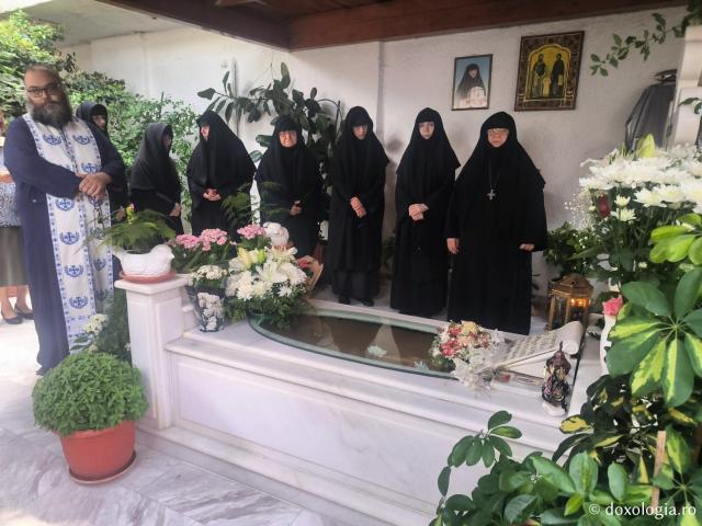 Parastas pentru Stareța Evghenia Klidara, ctitor al Mănăstirii „Sfântul Rafail” din Lesvos