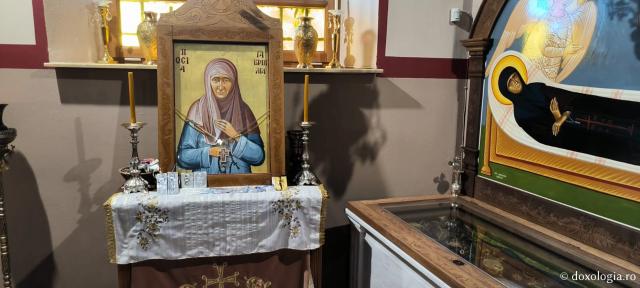 Moaștele Sfintei Cuvioase Gavrilia Papaiannis - Biserica „Panaghia Castelului” din Insula Leros, Grecia