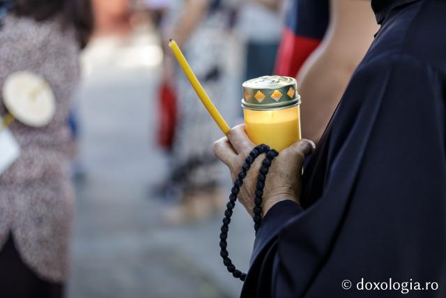 (Foto) Prohodul Maicii Domnului la Mănăstirea Văratec