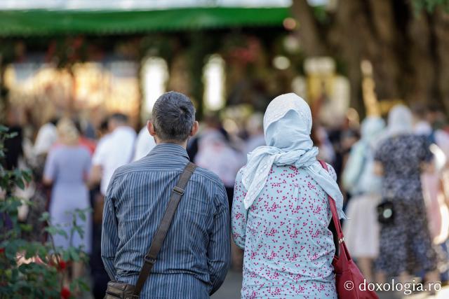 (Foto) Prohodul Maicii Domnului la Mănăstirea Văratec