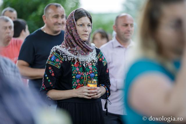 (Foto) Prohodul Maicii Domnului la Mănăstirea Văratec