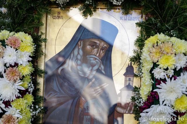 (Foto) Priveghere în cinstea Sfântului Cuvios Iosif la Mănăstirea Văratec