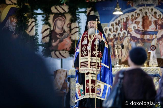 (Foto) Priveghere în cinstea Sfântului Cuvios Iosif la Mănăstirea Văratec