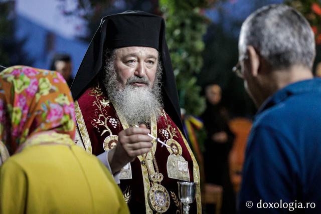 (Foto) Priveghere în cinstea Sfântului Cuvios Iosif la Mănăstirea Văratec