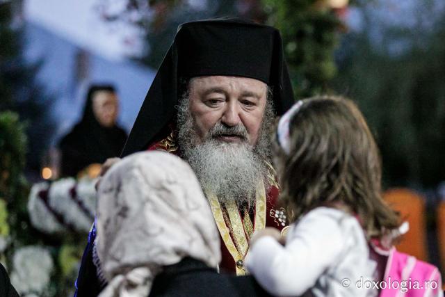 (Foto) Priveghere în cinstea Sfântului Cuvios Iosif la Mănăstirea Văratec