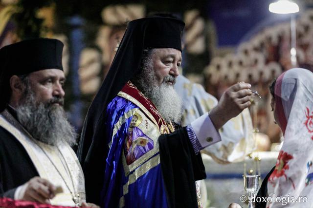 (Foto) Priveghere în cinstea Sfântului Cuvios Iosif la Mănăstirea Văratec