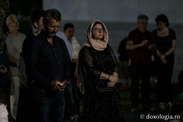 (Foto) Priveghere în cinstea Sfântului Cuvios Iosif la Mănăstirea Văratec