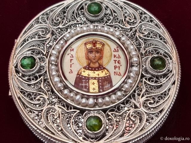 Pași de pelerin la Biserica „Sfânta Ecaterina” din Tesalonic