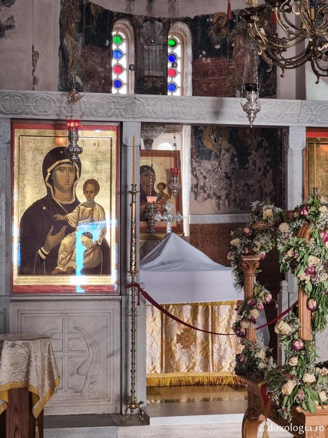 Pași de pelerin la Biserica „Sfânta Ecaterina” din Tesalonic