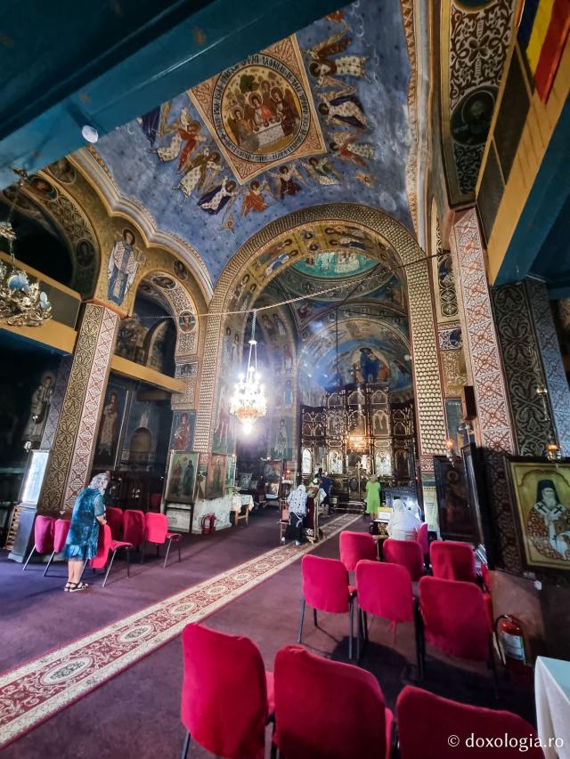 Catedrala „Sfântul Nicolae și Sfântul Alexandru” din Sulina – ctitoria Regelui Carol I / Foto: Magda Buftea Catedrala „Sfântul Nicolae și Sfântul Alexandru” din Sulina – ctitoria Regelui Carol I