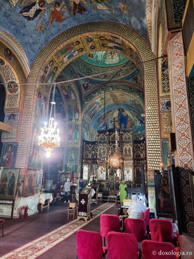 Catedrala „Sfântul Nicolae și Sfântul Alexandru” din Sulina – ctitoria Regelui Carol I / Foto: Magda Buftea Catedrala „Sfântul Nicolae și Sfântul Alexandru” din Sulina – ctitoria Regelui Carol I