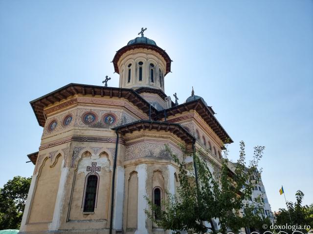 Catedrala „Sfântul Nicolae și Sfântul Alexandru” din Sulina – ctitoria Regelui Carol I / Foto: Magda Buftea Catedrala „Sfântul Nicolae și Sfântul Alexandru” din Sulina – ctitoria Regelui Carol I