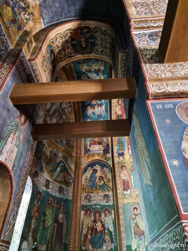 Catedrala „Sfântul Nicolae și Sfântul Alexandru” din Sulina – ctitoria Regelui Carol I / Foto: Magda Buftea Catedrala „Sfântul Nicolae și Sfântul Alexandru” din Sulina – ctitoria Regelui Carol I