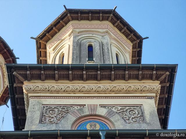 Catedrala „Sfântul Nicolae și Sfântul Alexandru” din Sulina – ctitoria Regelui Carol I / Foto: Magda Buftea Catedrala „Sfântul Nicolae și Sfântul Alexandru” din Sulina – ctitoria Regelui Carol I
