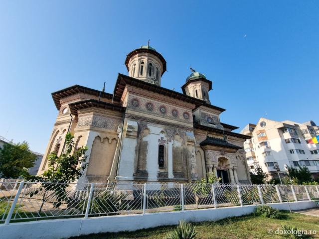 Catedrala „Sfântul Nicolae și Sfântul Alexandru” din Sulina – ctitoria Regelui Carol I / Foto: Magda Buftea Catedrala „Sfântul Nicolae și Sfântul Alexandru” din Sulina – ctitoria Regelui Carol I