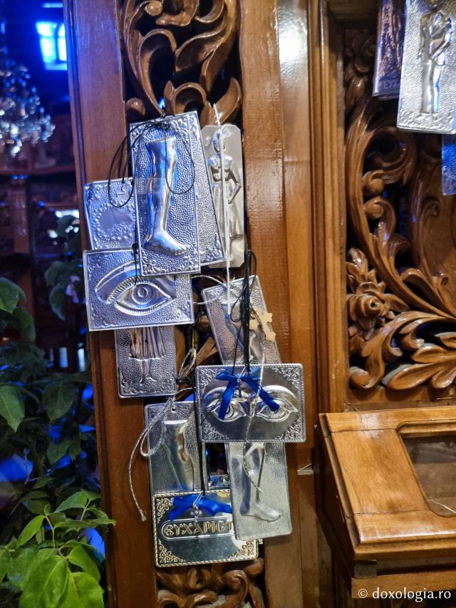 Icoana Maicii Domnului „Grabnic-Ascultătoarea” din Biserica „Panaghia Gorgoepikoos” din Tesalonic / Foto: Magda Buftea Icoana Maicii Domnului „Grabnic-Ascultătoarea” din Biserica „Panaghia Gorgoepikoos” din Tesalonic