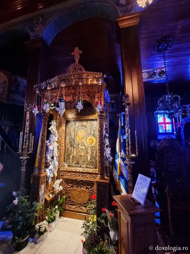 Icoana Maicii Domnului „Grabnic-Ascultătoarea” din Biserica „Panaghia Gorgoepikoos” din Tesalonic / Foto: Magda Buftea Icoana Maicii Domnului „Grabnic-Ascultătoarea” din Biserica „Panaghia Gorgoepikoos” din Tesalonic
