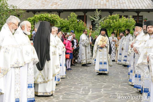 Prăznuirea Sfintei Teodora de la Sihla la Mănăstirea Sihăstria