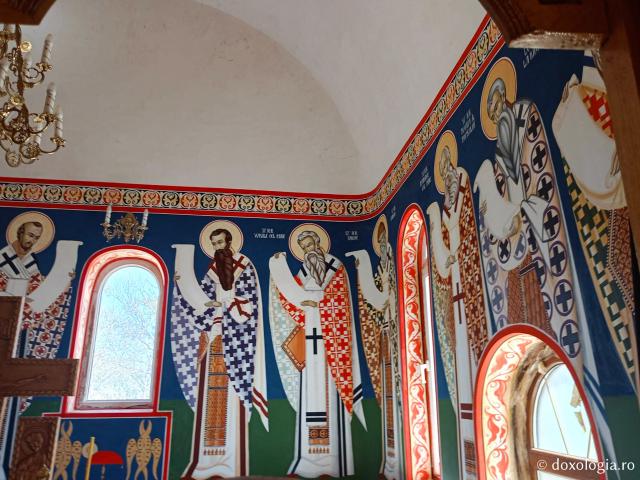 Pași de pelerin la Biserica „Buna Vestire” din Delta Dunării