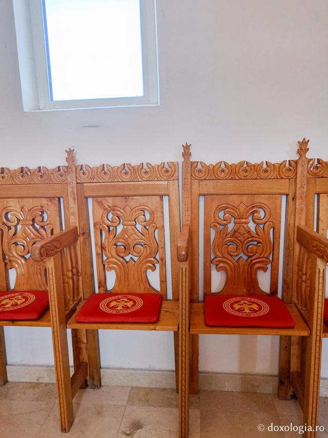 Pași de pelerin la Biserica „Buna Vestire” din Delta Dunării