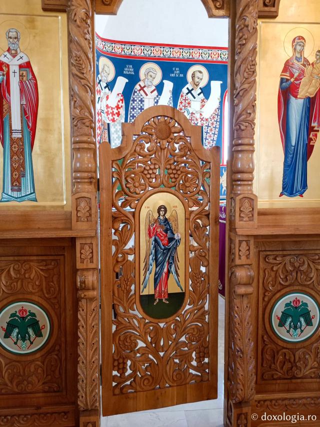 Pași de pelerin la Biserica „Buna Vestire” din Delta Dunării