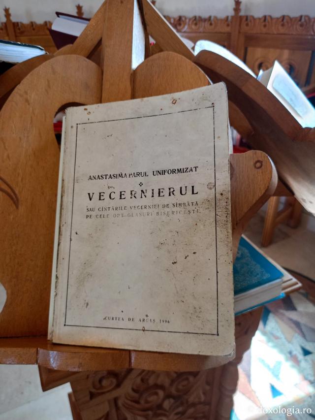 Pași de pelerin la Biserica „Buna Vestire” din Delta Dunării