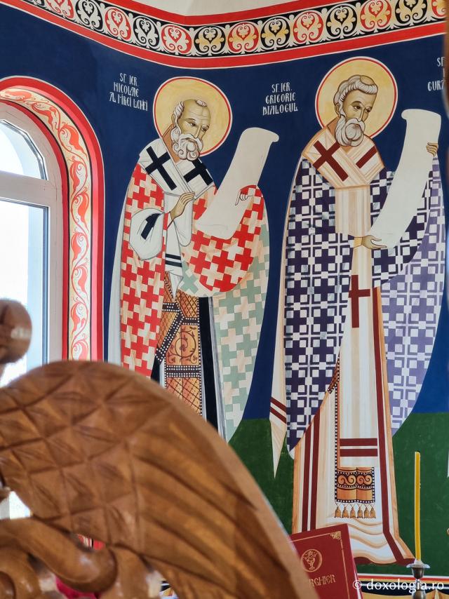 Pași de pelerin la Biserica „Buna Vestire” din Delta Dunării