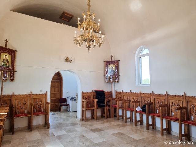 Pași de pelerin la Biserica „Buna Vestire” din Delta Dunării