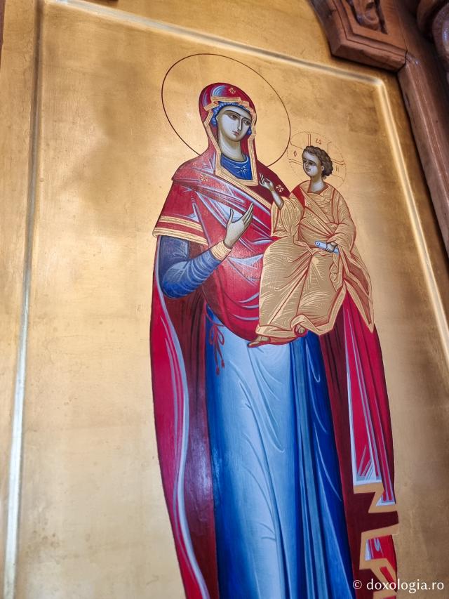 Pași de pelerin la Biserica „Buna Vestire” din Delta Dunării
