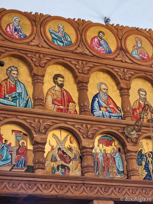 Pași de pelerin la Biserica „Buna Vestire” din Delta Dunării