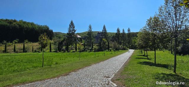 Mănăstirea Cașva